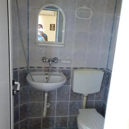 семеен бостън Hotel 2*