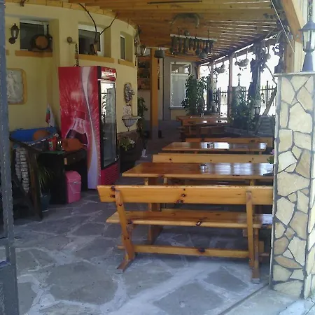 فندق семеен бостън 2*