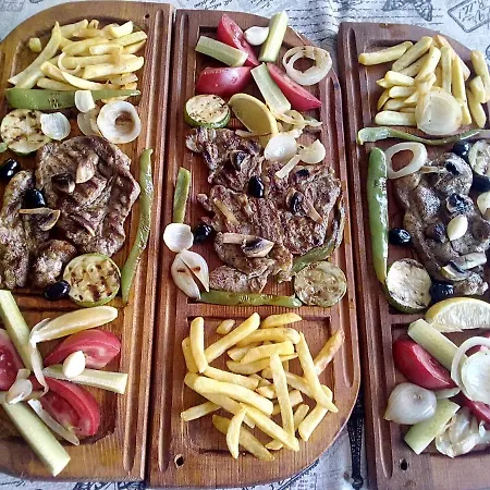 семеен бостън