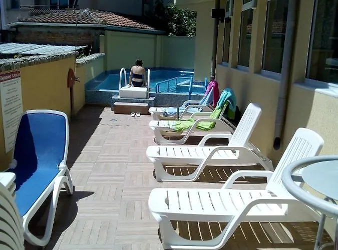 семеен бостън Rawda