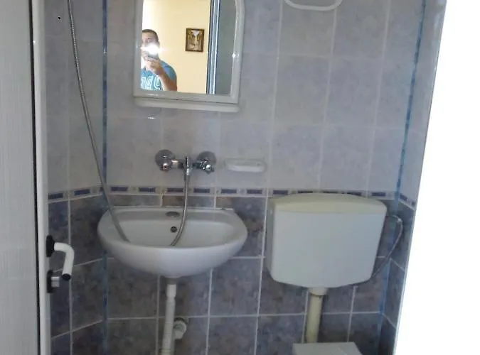 семеен бостън Hotel 2*